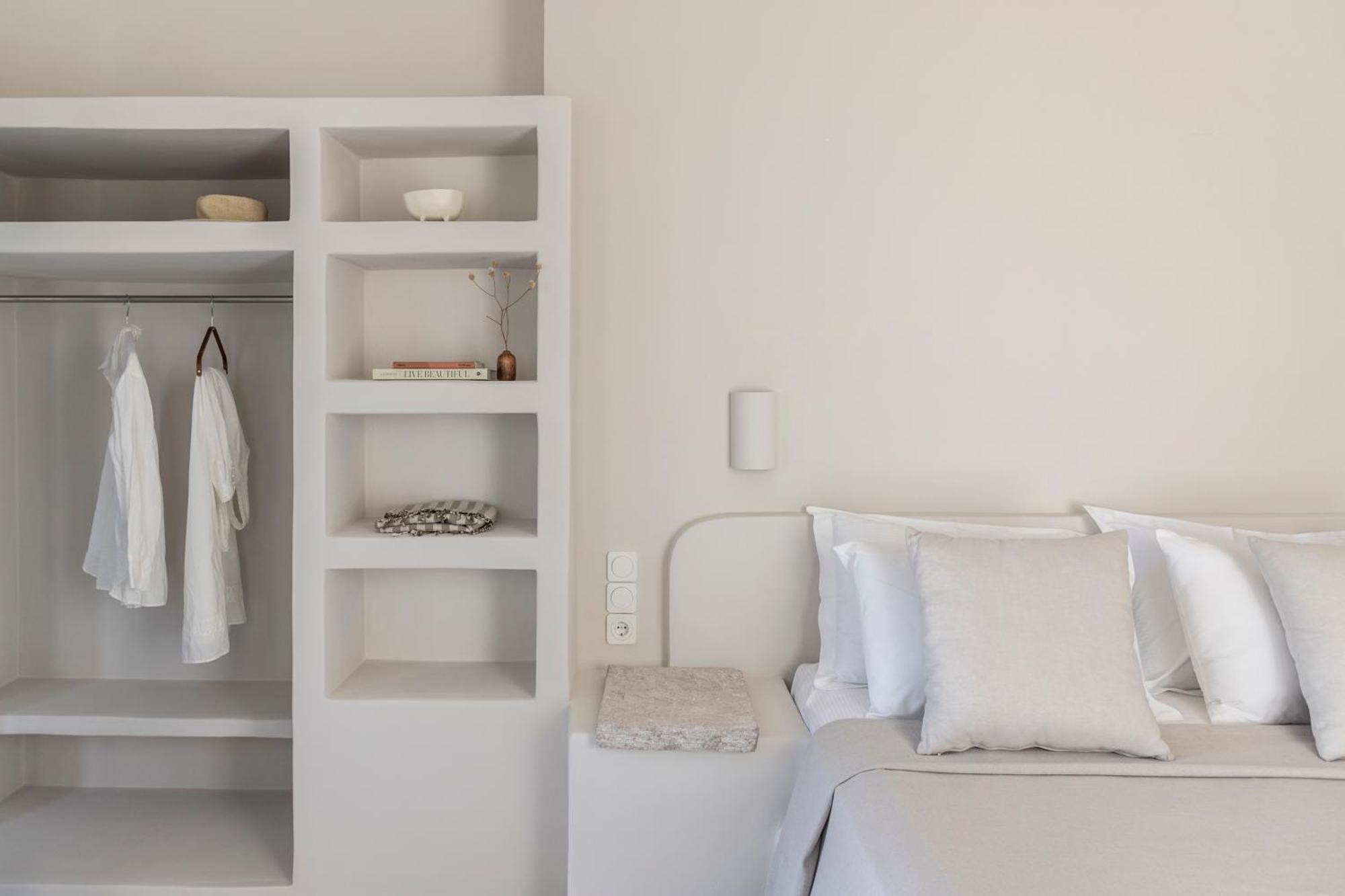 Om Living Milos Pollonia Exterior photo
